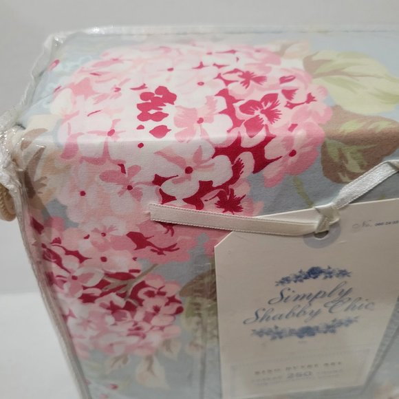 Simply Shabby Chic by Rachel Ashwell Belle Hydrangea Rose KING Duvet Set NEW - Picture 7 of 7